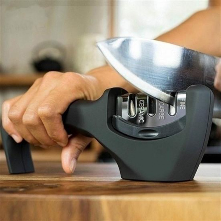 Ascutitoare pentru cutite tripla Knife Sharpener